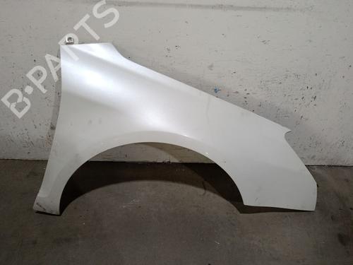 right-front-fenders-citroen-c5-iii-break-rw_-2008-2009-2010-2011-2012-2013-2014-2015-2016-2017-37647124 main image