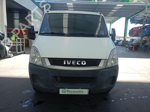 Fuse box IVECO DAILY IV Van 35C14 GV, 35C14 GV/P, 35S14 GV, 35S14 GV/P | BP37534746E1  - Image 10