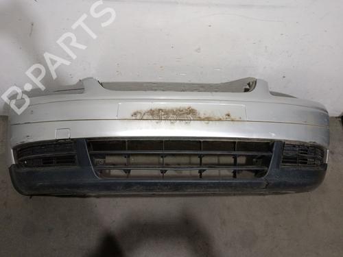 Used Front bumper VW TOURAN (1T1, 1T2) 1.6 FSI (115 hp) 28426135