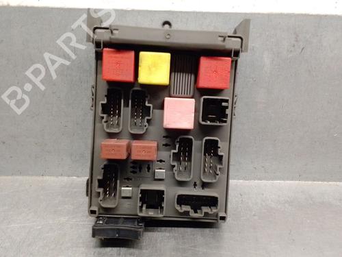 Used Fuse box RENAULT ESPACE IV (JK0/1_) 3.5 V6 (JK00, JK0F, JK0P, JK0S, JK0W) (241 hp) 29838545