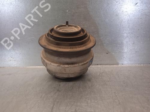 Used Engine mount MERCEDES-BENZ CLK Convertible (A208) CLK 230 Kompressor (208.447) (193 hp) 10637558