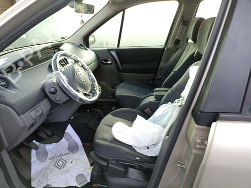 Left taillight RENAULT GRAND SCÉNIC II (JM0/1_) 1.5 dCi (JM1E) | BP31026487C34