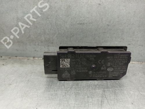 Used Antenna/Base SKODA OCTAVIA IV (NX3, NN3, PV3) 1.5 TSi (150 hp) 21793479
