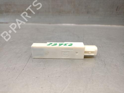 antennabase-mazda-3-hatchback-bp-2018-26205785 main image