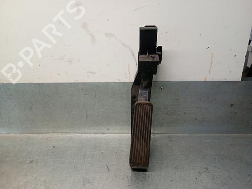 Pedal MERCEDES-BENZ CLK (C209) CLK 270 CDI (209.316) (170 hp) 26323529