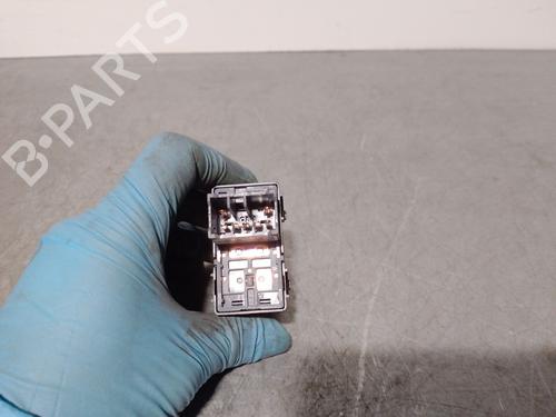 Left rear window switch HYUNDAI BAYON (BC3) 1.0 T-GDI 48V-Hybrid | BP25245618I29 - Image 3