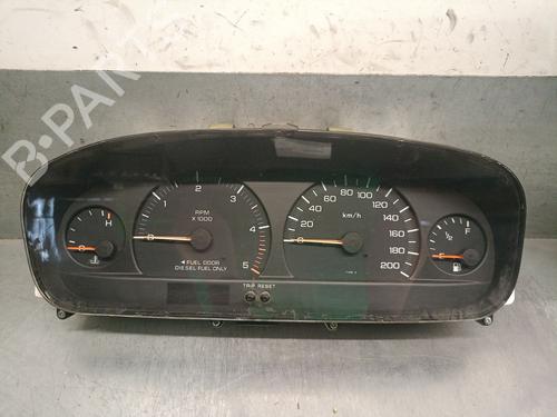 Used Instrument cluster CHRYSLER VOYAGER / GRAND VOYAGER III (GS_, NS_) 2.5 TD (116 hp) 26718381