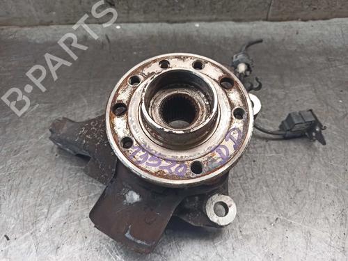 Used Right front steering knuckle OPEL VECTRA C (Z02) 3.0 CDTI (F69) (177 hp) 8077052