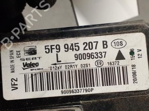 Left taillight SEAT LEON ST (5F8) 2.0 TDI | BP32337015C34 