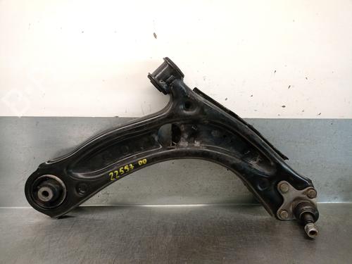 Used Right front suspension arm AUDI A3 Sportback (8YA, 8YF) 35 TFSI (150 hp) 25272441