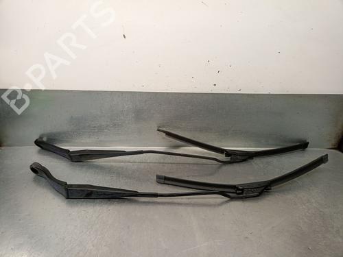Used Front windshield wiper arm Front windshield wiper arm CHRYSLER SEBRING (JR) 2.0 (141 hp) 23963910 23963910