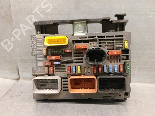 Used Fuse box CITROËN C5 III (RD_) 2.0 HDi 140 (RDRHF8, RDRHFA, RDRHA8, RDRHAJ) (140 hp) 31814943