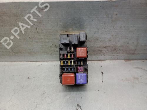 Sikringsdose LEXUS RX (MCU15) 300 AWD (MCU15) (201 hp) 25241799