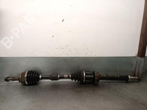 Used Right front driveshaft TOYOTA COROLLA Verso (ZER_, ZZE12_, R1_) 2.2 D-4D (AUR10_, AUR10R) (177 hp) 31585384