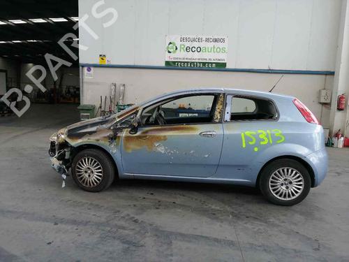 Fuse box FIAT GRANDE PUNTO (199_) 1.3 D Multijet | BP9810009E1 