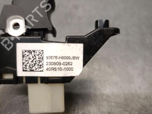 Right front window switch KIA STONIC (YB) 1.0 T-GDi Eco-Dynamics+ | BP38046548I26 - Image 5