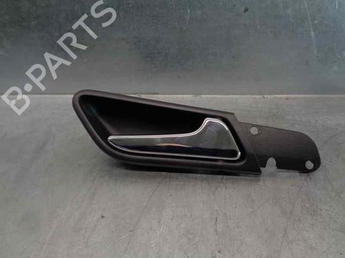 Højre bagtil invendig håndtag MERCEDES-BENZ B-CLASS Sports Tourer (W245) [2005-2011]  8209503
