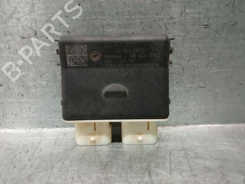 Used Electronic module AUDI Q3 (F3B) 35 TDI (150 hp) 29463923