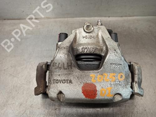 Venstre bremsekaliber foran TOYOTA YARIS (_P21_, _PA1_, _PH1_) 1.5 Hybrid (MXPH10, MXPH11) (116 hp) 17751551