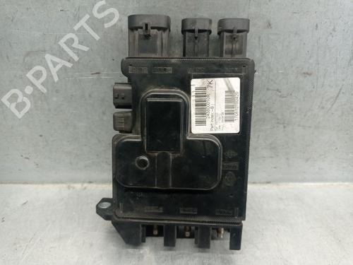 Fuse box RENAULT MEGANE III Hatchback (BZ0/1_, B3_) 1.6 16V (BZ1B, BZ1H) | BP26736385E1 