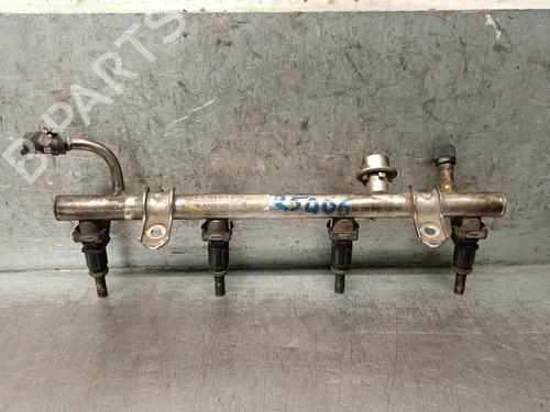 Used Injection rail Injection rail 33270141 33270141