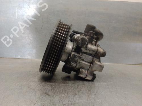 Used Steering pump HYUNDAI SANTA FÉ I (SM) 2.0 CRDi 4x4 (113 hp) 13407935