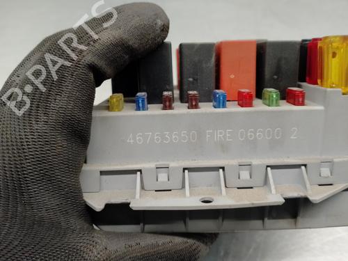 Fuse box FIAT PUNTO (188_) 1.2 16V 80 (188.233, .235, .253, .255, .333, .353, .639,... | BP15399018E1 