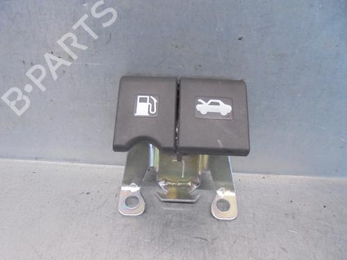 Used Hood lock NISSAN PULSAR Hatchback (C13) 1.5 dCi (110 hp) 15981883