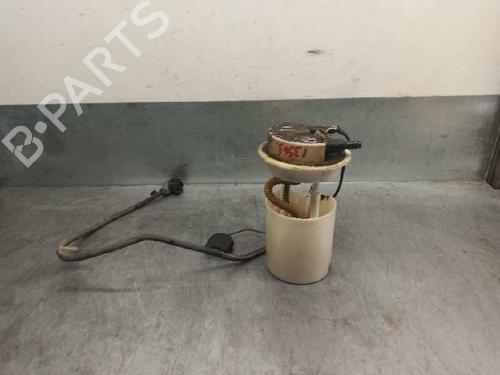 Used Fuel pump LANCIA ZETA (22_) 2.1 TD (220AJ5) (109 hp) 8111980