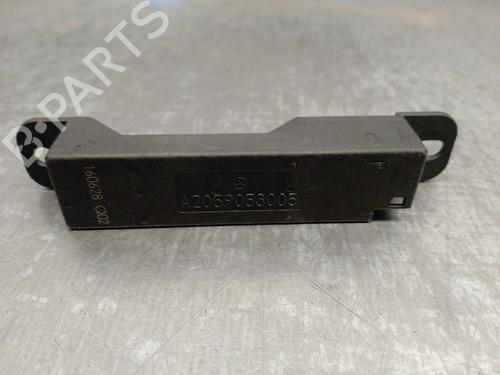 Used Antenna/Base MERCEDES-BENZ GLA-CLASS (X156) GLA 200 CDI / d (156.908) (136 hp) 18119294
