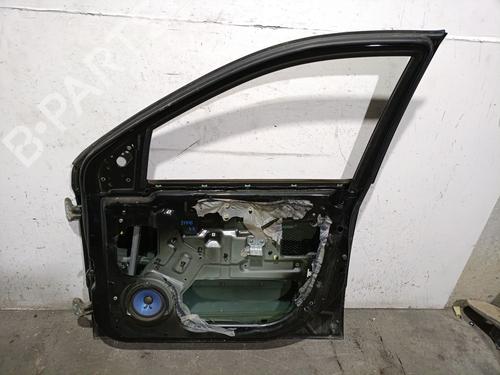 Right front door KIA SORENTO I (JC) 2.5 CRDi 4WD | BP22226151C3 