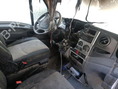 Fuse box IVECO DAILY IV Van 35C14 GV, 35C14 GV/P, 35S14 GV, 35S14 GV/P | BP37534746E1  - Image 12