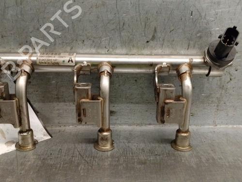 Used Injection rail Injection rail 34505440 34505440