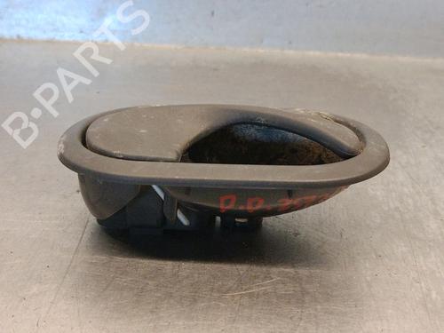 Front right interior door handle RENAULT MASTER III Van (FV) 2.3 dCi 135 FWD (FV0N, FV08, FV06, FV00, FV1S) | BP37525973I14 - Image 3