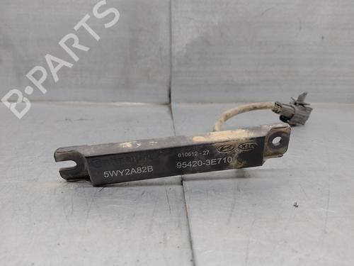 Used Electronic module HYUNDAI ix35 (LM, EL, ELH) 1.7 CRDi (116 hp) 16058921