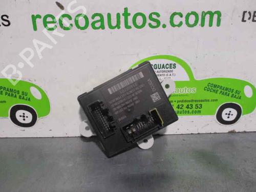 Used Comfort control module VOLVO V40 Hatchback (525) D2 (120 hp) 2491657