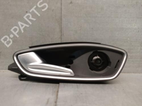 Venstre bak invendig håndtak AUDI A1 Sportback (8XA, 8XF) 1.4 TDI (90 hp) 31538599