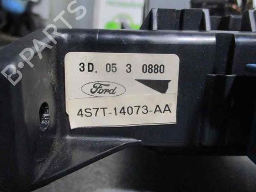 Fuse box FORD MONDEO III Saloon (B4Y)  | BP2542428E1 
