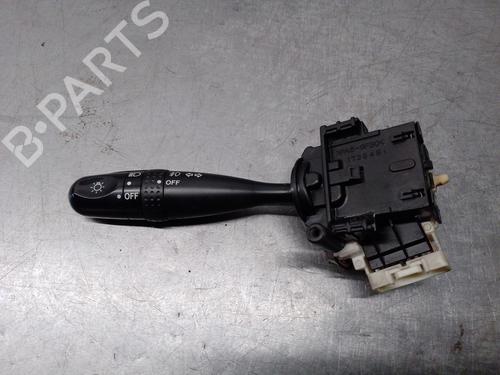 Used Headlight switch TOYOTA RAV 4 II (_A2_) 2.0 D 4WD (CLA20_, CLA21_, CLA20R, CLA21R) (116 hp) 16047175