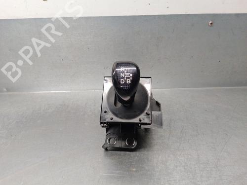 Used Gear lever TOYOTA AURIS (_E18_) 1.8 Hybrid (ZWE186_, ZWE186R) (136 hp) 15468628