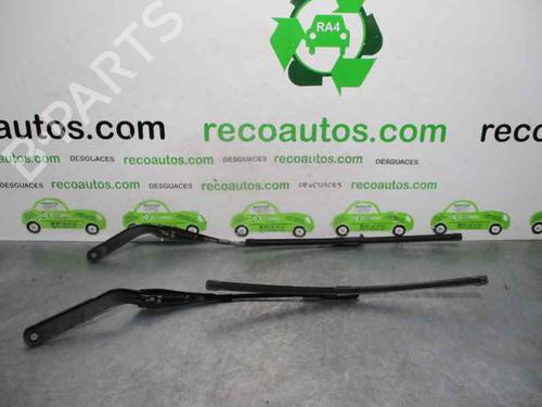 Front windshield wiper arm BMW 1 (E87) 118 d | BP3472604C143 
