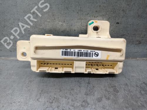 Used Fuse box Fuse box 19399882 19399882