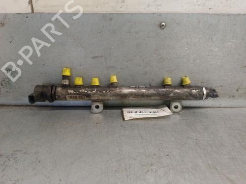 Used Injection rail Injection rail FIAT GRANDE PUNTO (199_) 1.3 D Multijet (199.AXD11, 199.AXD1A, 199.AXD1B,... (90 hp) 40086681 40086681