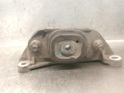 Support RENAULT SCÉNIC II (JM0/1_) 1.6 16V (JM1R) | BP29385141C155 