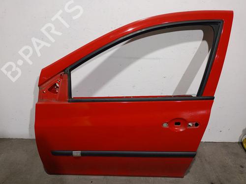 Used Left front door RENAULT CLIO III (BR0/1, CR0/1) 1.5 dCi (BR17, CR17) (86 hp) 32240568