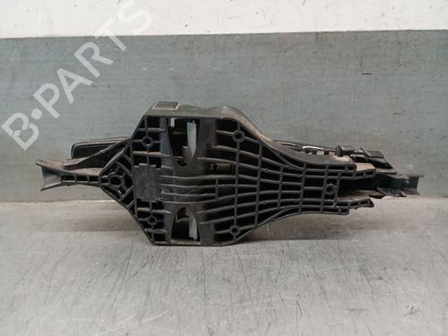 Rear left exterior door handle LAND ROVER DISCOVERY SPORT (L550) 2.0 D 4x4 | BP25715388C130 
