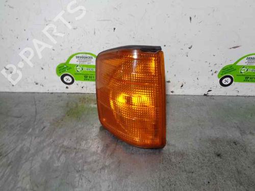 Used Right front indicator MERCEDES-BENZ 190 (W201) E 2.3 (201.028) (136 hp) 4640675