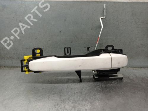 Used Front right exterior door handle TOYOTA VERSO (_R2_) 1.6 D4-D (WAR20_) (112 hp) 20979362