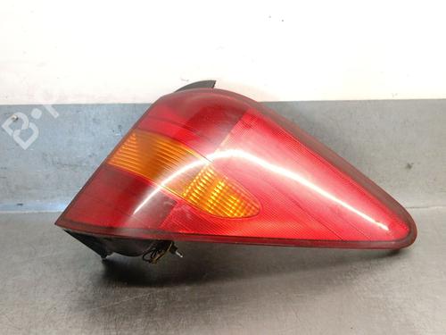 Używane Lampa tylna prawa SSANGYONG RODIUS I 2.7 Xdi (165 hp) 28948994