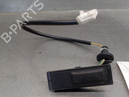 Used Tailgate handle RENAULT KOLEOS II (HC_) 2.0 dCi 175 4WD (177 hp) 32217029